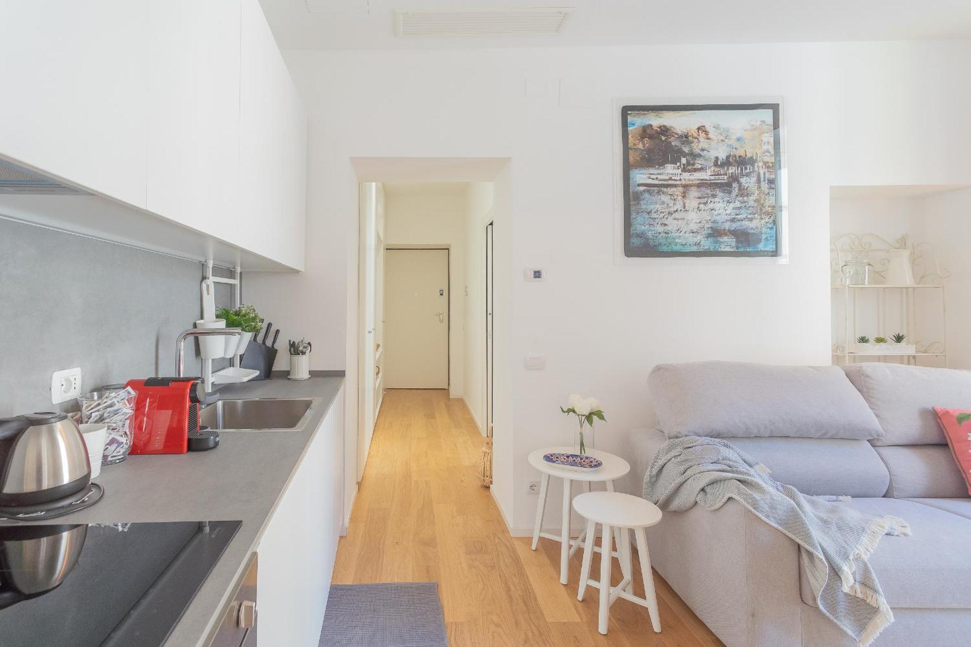 Apartment Independence With Balcony By Rent